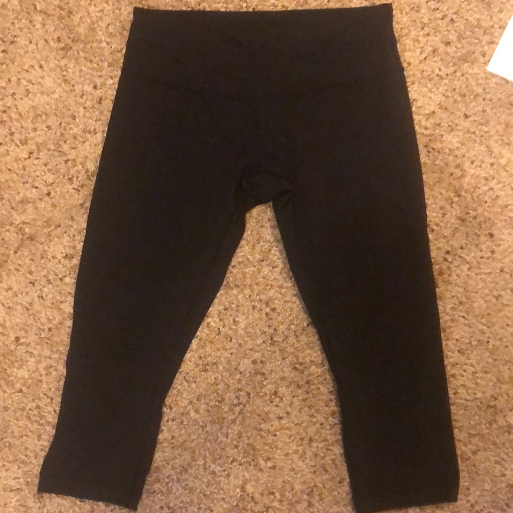 Lululemon Black Crop Leggings
